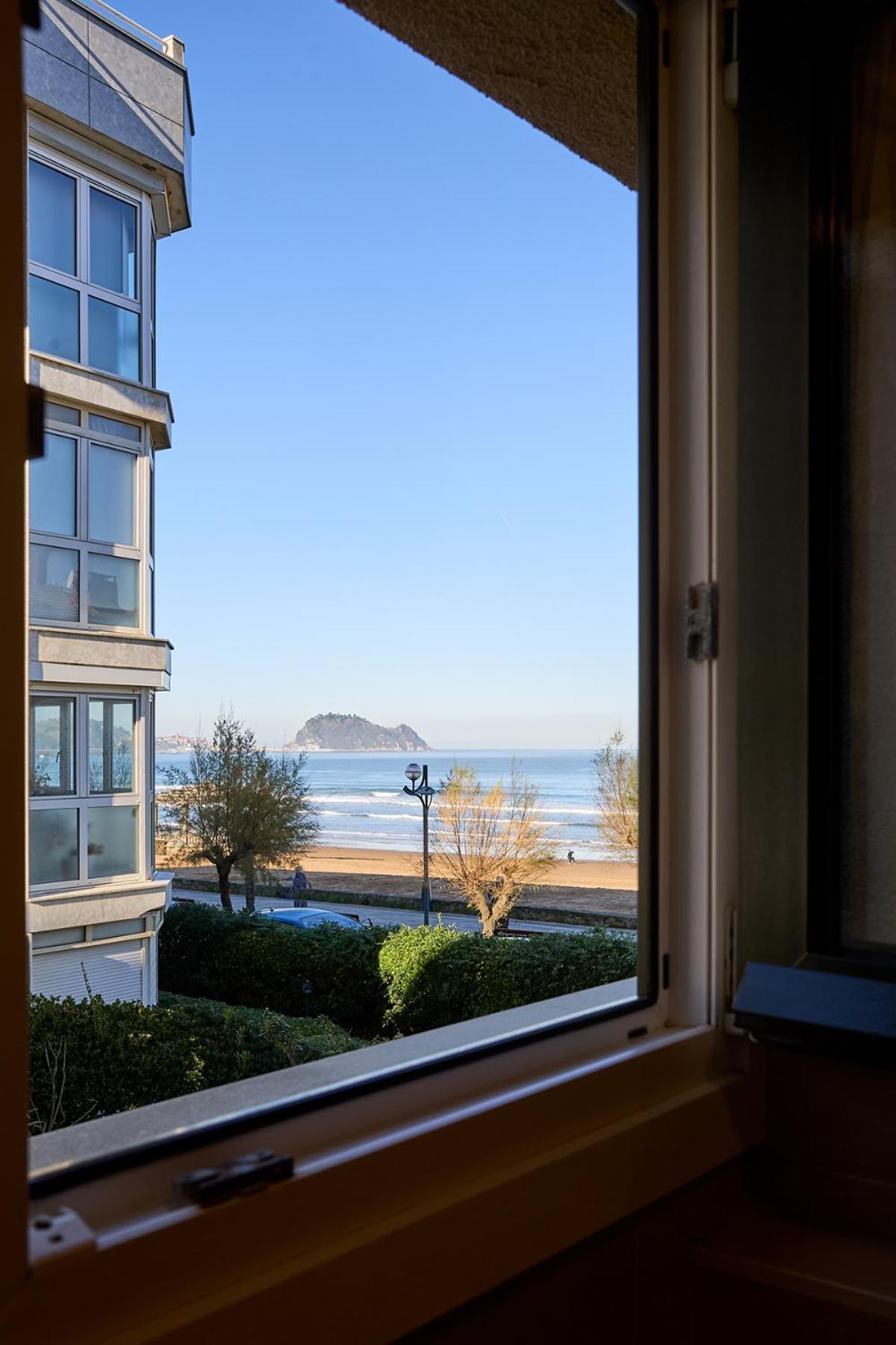 Pension Zarauz Playa Esterno foto